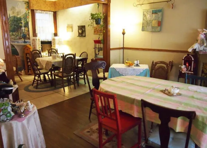 The Maid'S Quarters Bed And Breakfast