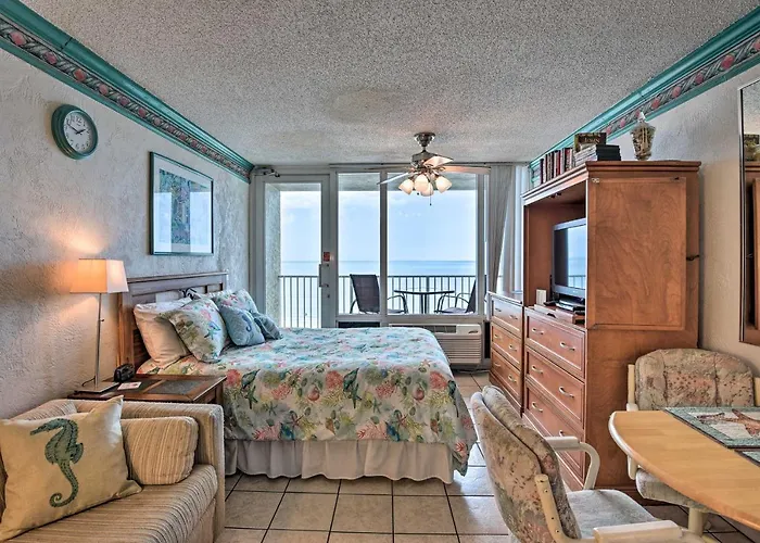 Oceanfront Daytona Beach Studio W/ Balcony