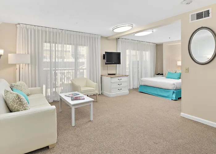 Brighton Suites Hotel