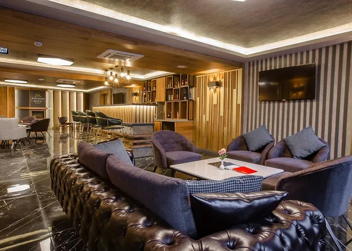 Kayhan City Hotel