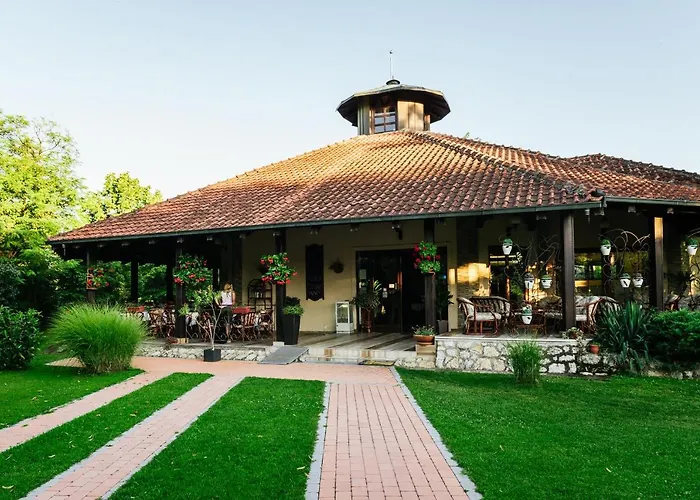 Atos Srebrno Jezero - Villa And Restaurant