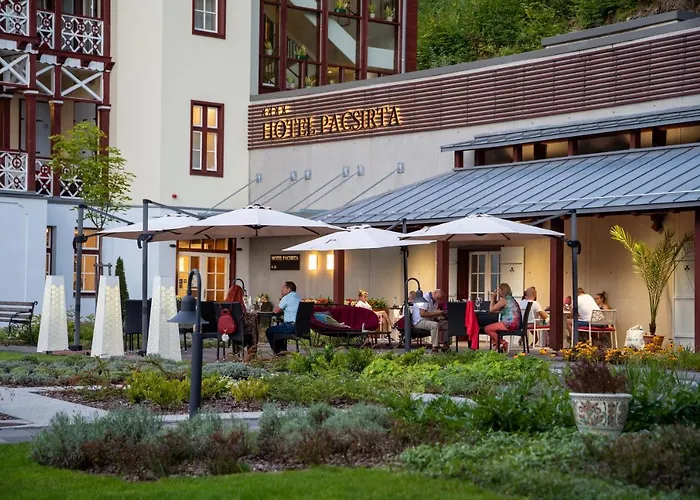 Hotel Pacsirta