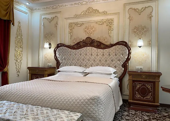 Lion Hotel