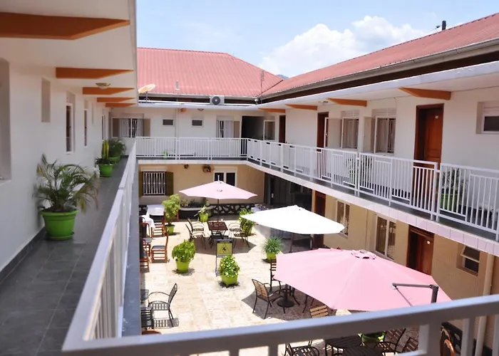 Sandton Hotel Kasese