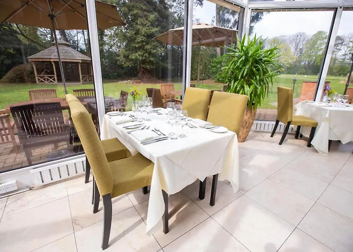 Woodside Hotel, Kenilworth - Warwick