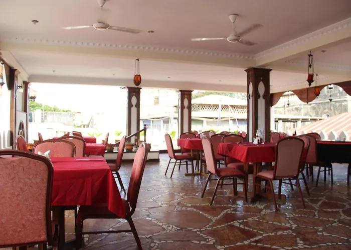 Al-Minar Hotel