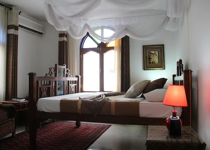Al-Minar Hotel