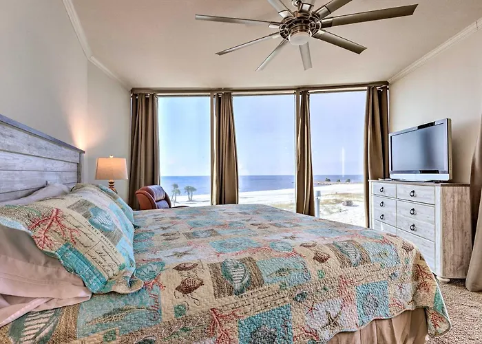 Sunny Beachfront Biloxi Condo W/ Resort Amenities!