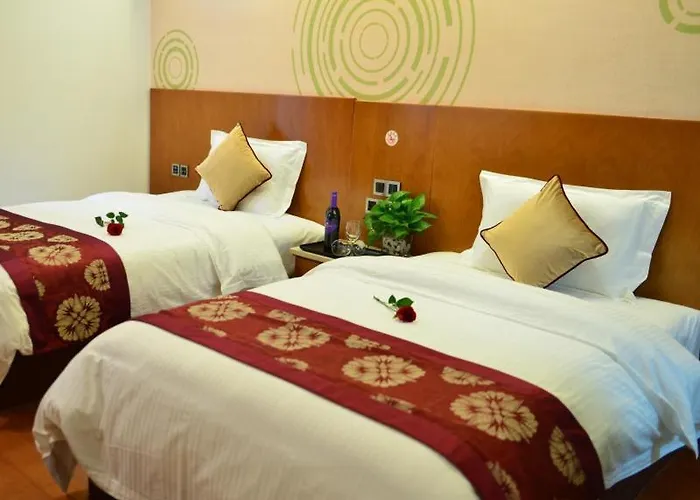Greentree Inn Ziyang Lezhi Government Tianchi Town Express Hotel