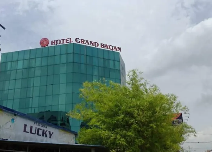 Grand Bagan Hotel
