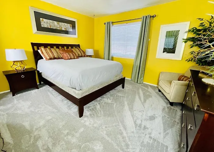 Casas Adobes Condo