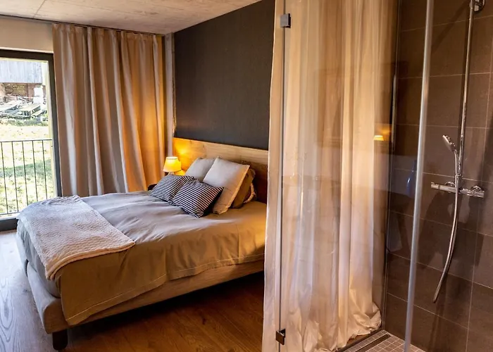 Hotel De L'Ours Preles