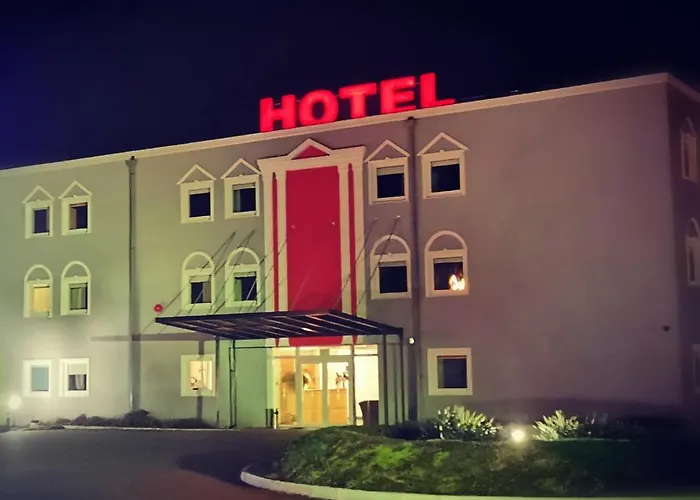 Hotel Holidays