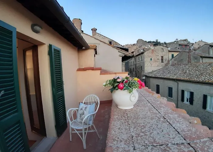 Cortona'S Rooftop Nest
