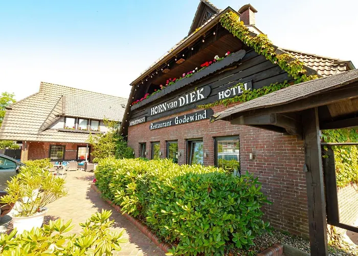 Wohlfuehlhotel Hoern Van Diek Garni Mit Schwimmbad