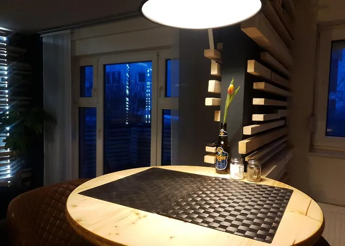 Black&Wood Design FeWo im Zentrum