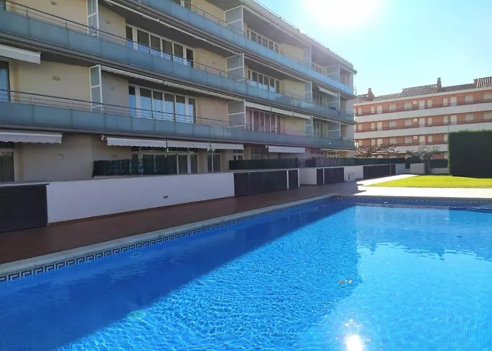 New! Apartamento Con Piscina Y Balcon A 2 Minutos De La Playa. Wi-Fi