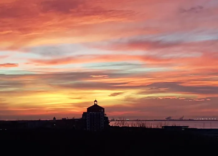 Penthouse Windkracht 10 Aan Het Strand Van Cadzand