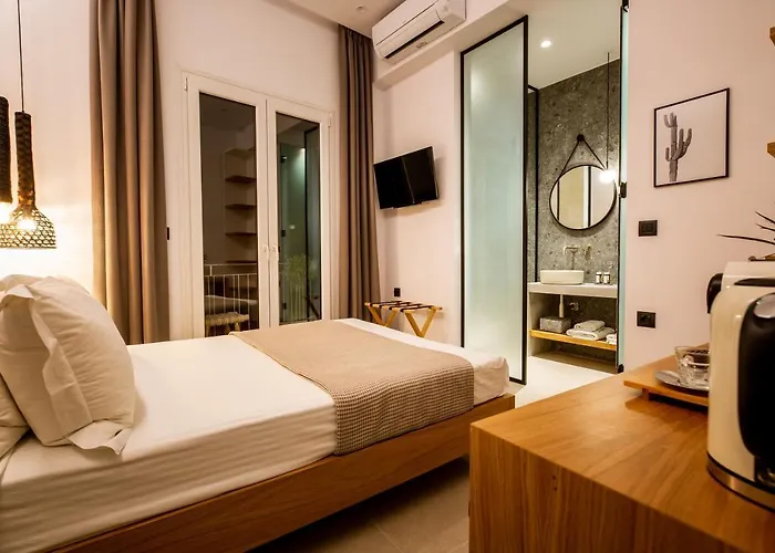 Eleana Hotel