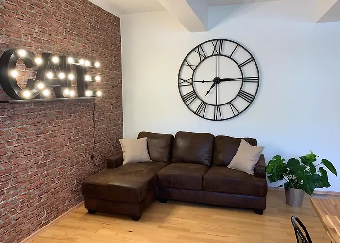 Sandra'S Loft