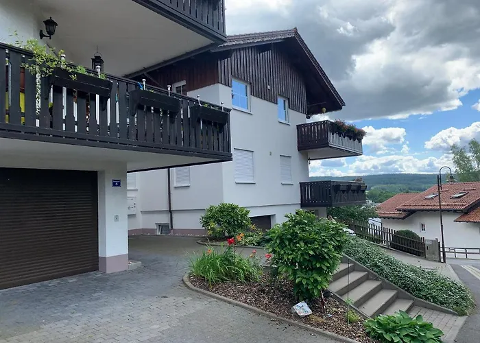 Apartment Im Sonneneck bis 4 Personen mit Parkplatz, W-LAN, Netflix im Thüringer Wald, Schleusingen