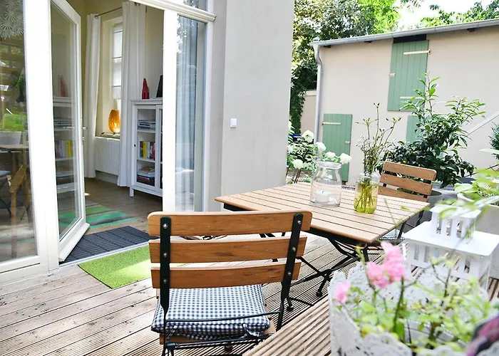 JETHON Studio-Appartement im Grünen