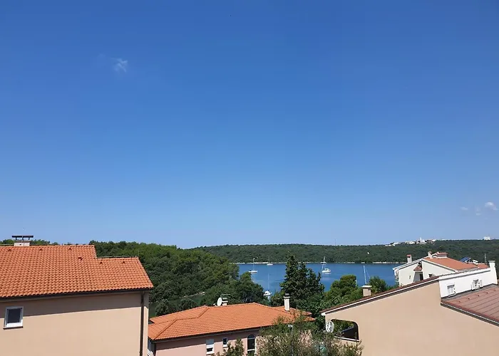 Outdoor Apartment Lina