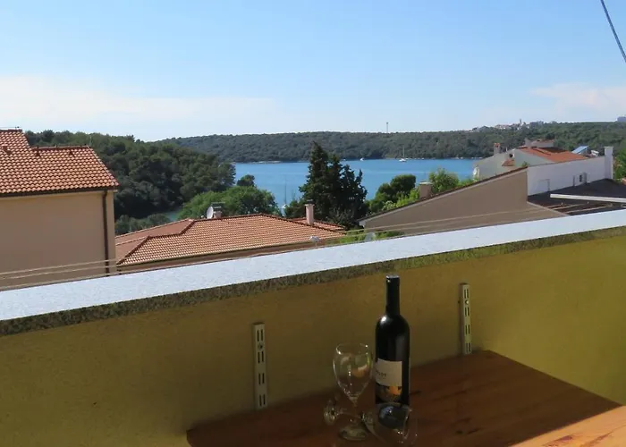 Outdoor Apartment Lina
