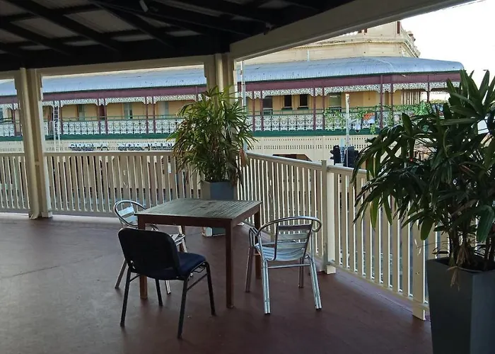 Newmarket Hotel