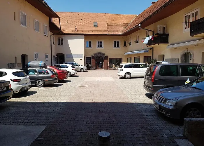 Sippo Apartments