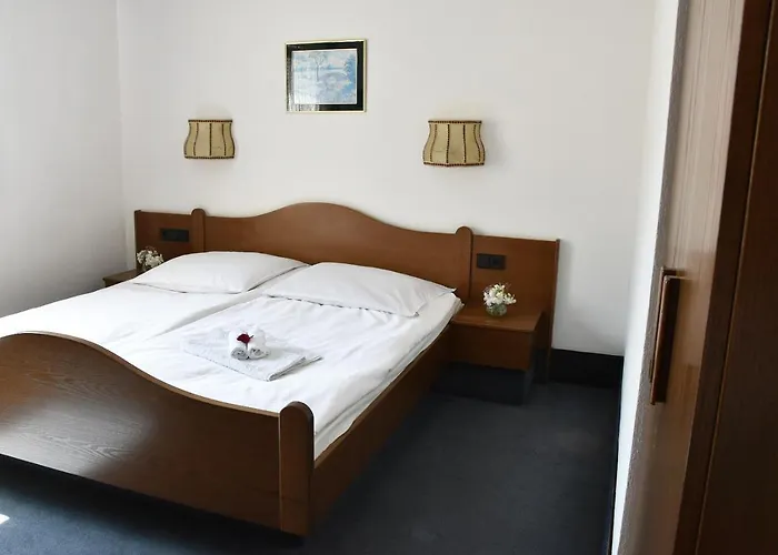 Hotel Goldene Rose