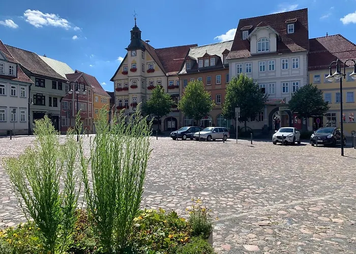 Apartment Im Sonneneck bis 4 Personen mit Parkplatz, W-LAN, Netflix im Thüringer Wald, Schleusingen