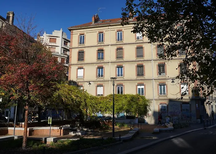 Studio Plein Centre, Calme, Parking Inclus, Piscine Et Gardien