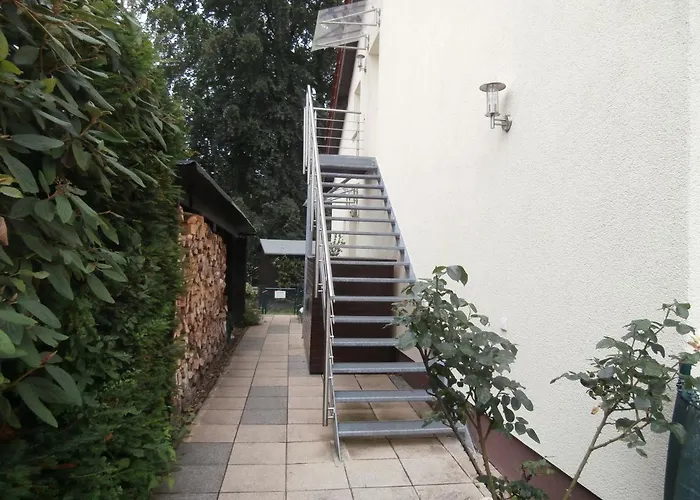 schöne Wohnung nahe Messe Stuttgart und Flughafen für 1-4 Gäste