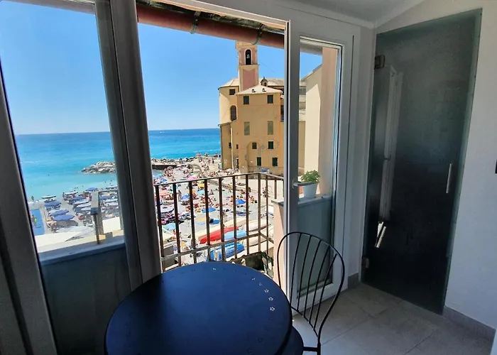 Best flat beachfront Camogli