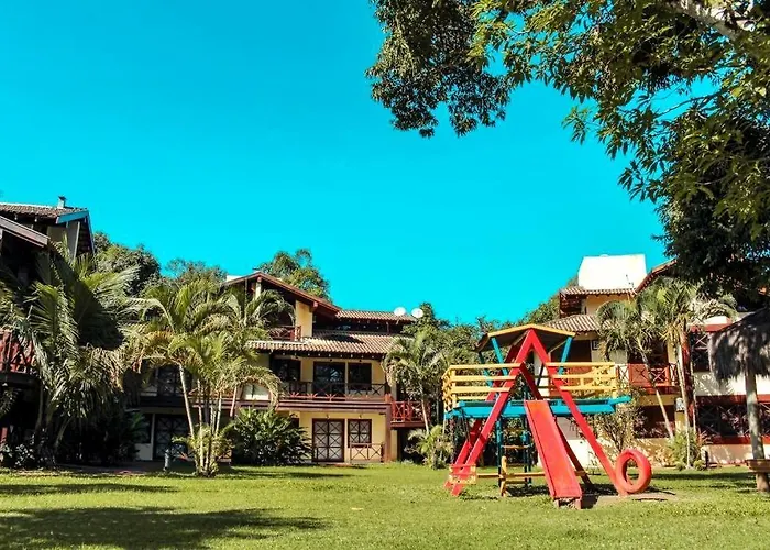 Apartamento com varanda em frente a Praia de Maresias