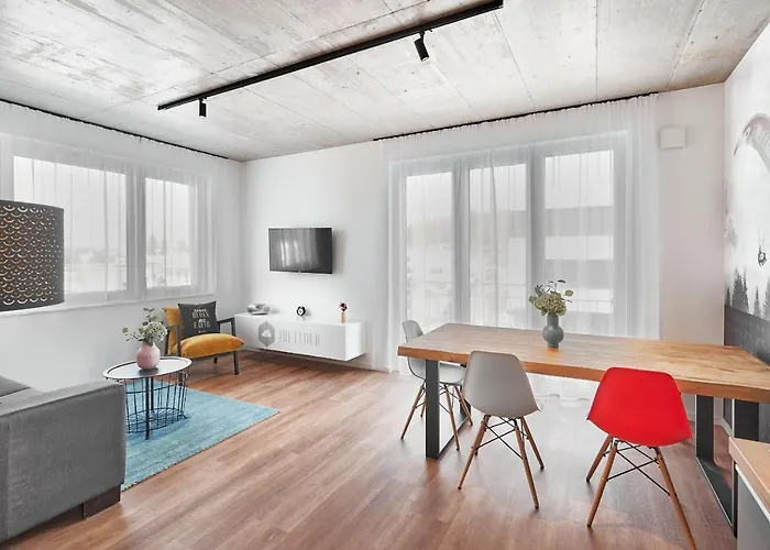 The Cloud Suite Apartments