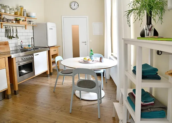 JETHON Studio-Appartement im Grünen