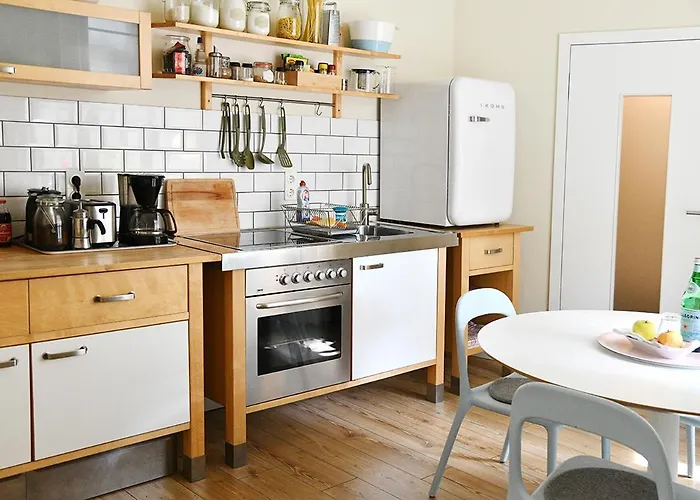 JETHON Studio-Appartement im Grünen
