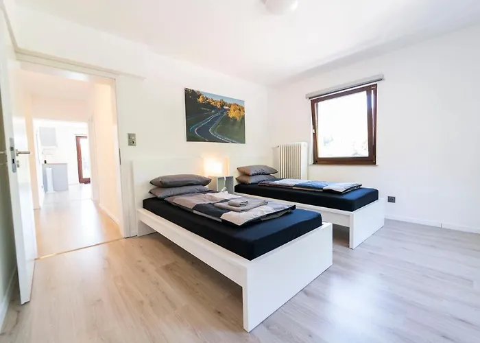 North Loop Rooms