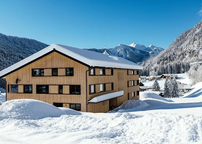 Verwall Apartment Arlberg - mit Sauna, Loggia und Skiraum