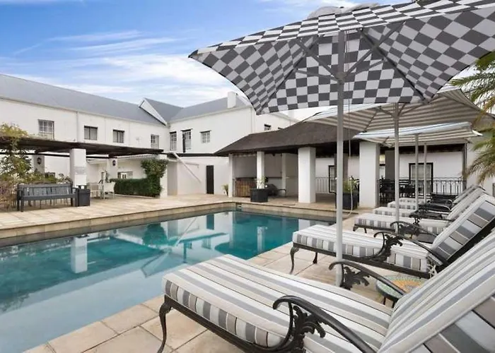 Mont D'Or Swartberg Hotel