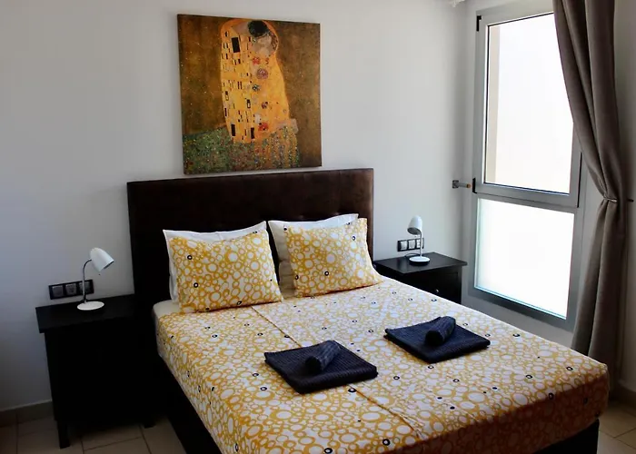2Bdr Ocean View Apartment