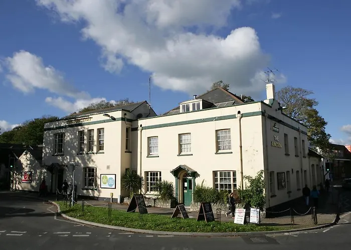 The Junction Hotel
