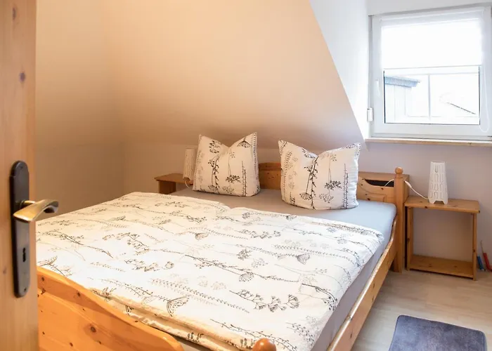 Ferienwohnungen Wittmann, Wohnung 2 OG., für bis zu 3 Personen