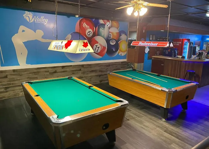 Valley Motor Lodge