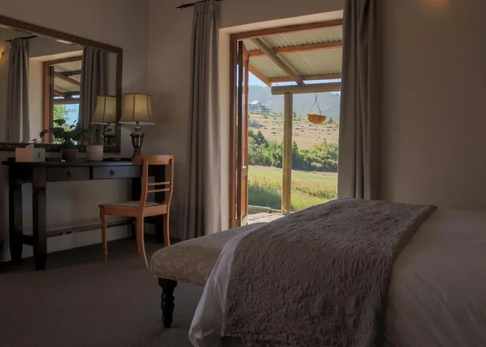 Zebra Cottage And Lodge