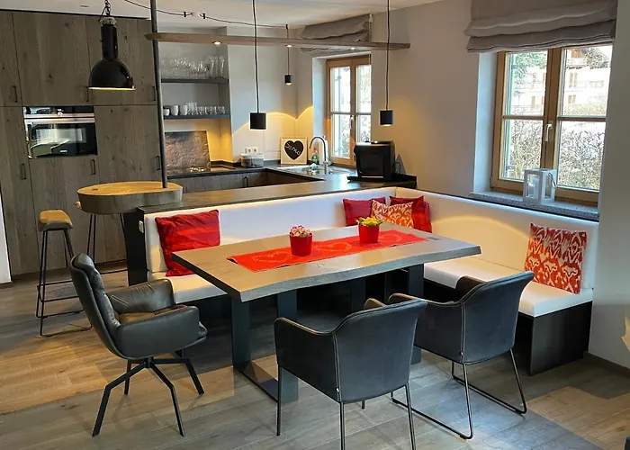 Freihaus18****