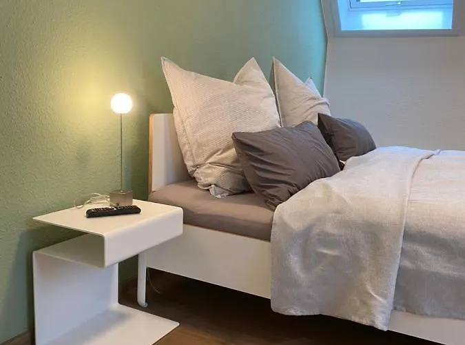 Helle Dachgeschosswohnung in Bockhorn, LK Friesland