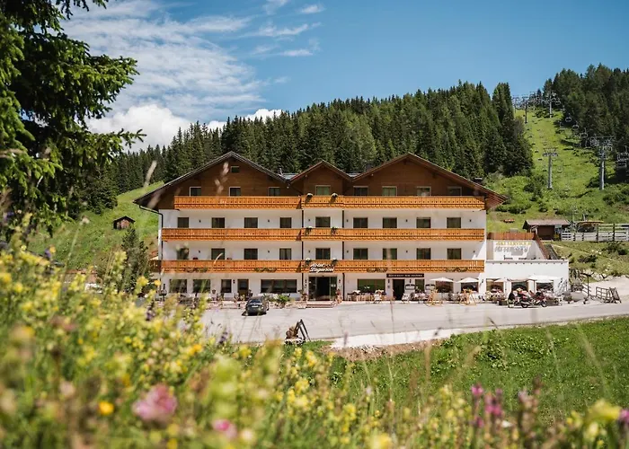 Laguscei Dolomites Mountain Hotel
